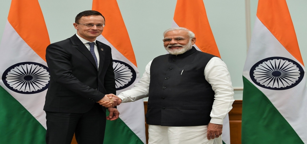 Prime Minister Shri Narendra Modi meets Foreign Minister Mr. Péter Szijjártó  on the sidelines of the RaisinaDialogue2020